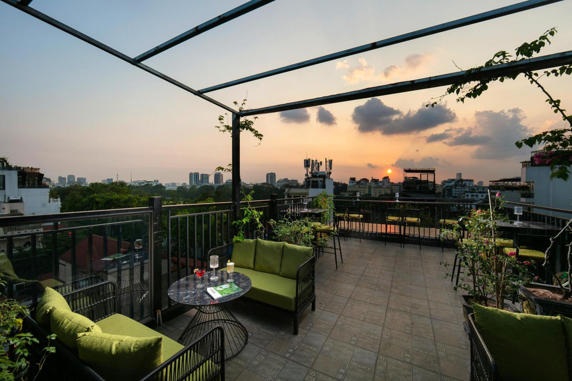 Trangtrang Luxury Hotel Hanoi Exterior photo